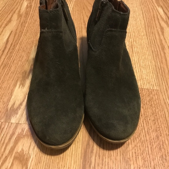 Lucky Brand Booties 8 - Picture 2 of 5